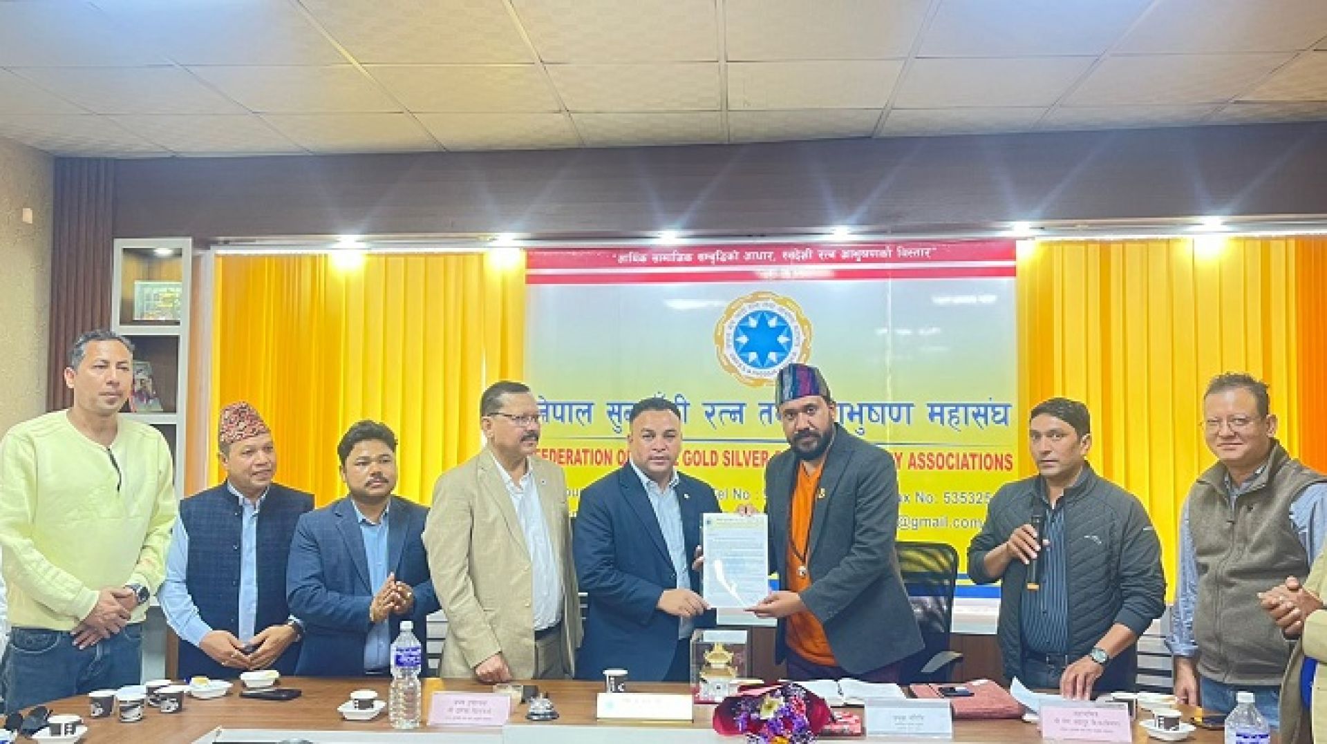 विलासिता र भ्याट खारेजीको माग गर्दै सुनचाँदी महासंघले ७७ वटै जिल्लाका सांसदलाई दबाब दिने